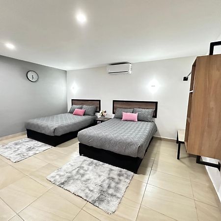 Departamentos Al Lado Del Mar En Zona Hotelera Канкун Екстериор снимка